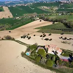 Feriehus Casali Marchigiani - Private Con Piscina, Giardino E Vista Panoramica