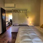 Casali Marchigiani - Private Con Piscina, Giardino E Vista Panoramica Ferienhaus *