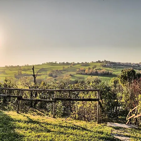 Casali Marchigiani - Private Con Piscina, Giardino E Vista Panoramica 펜션 *