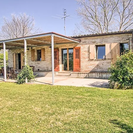 Casali Marchigiani - Private Con Piscina, Giardino E Vista Panoramica 펜션