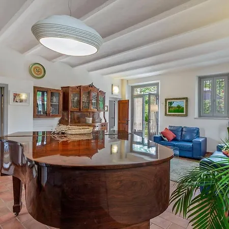 Casali Marchigiani - Private Con Piscina, Giardino E Vista Panoramica Feriehus *