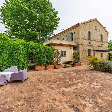 Casali Marchigiani - Private Con Piscina, Giardino E Vista Panoramica 펜션 *