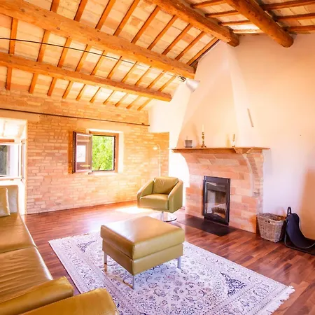 Casali Marchigiani - Private Con Piscina, Giardino E Vista Panoramica Feriehus