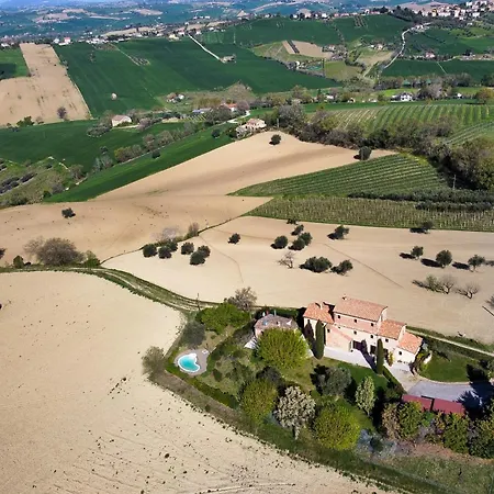 Feriehus Casali Marchigiani - Private Con Piscina, Giardino E Vista Panoramica