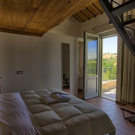 Casali Marchigiani - Private Con Piscina, Giardino E Vista Panoramica Ferienhaus