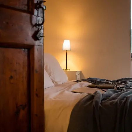 Feriehus Casali Marchigiani - Private Con Piscina, Giardino E Vista Panoramica